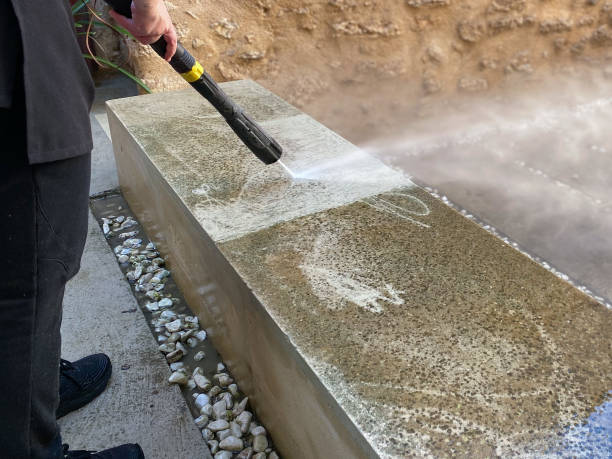 Why Choose Our Certified Pressure Washing Experts for Your Project Needs in Pleasant Hill, IA?